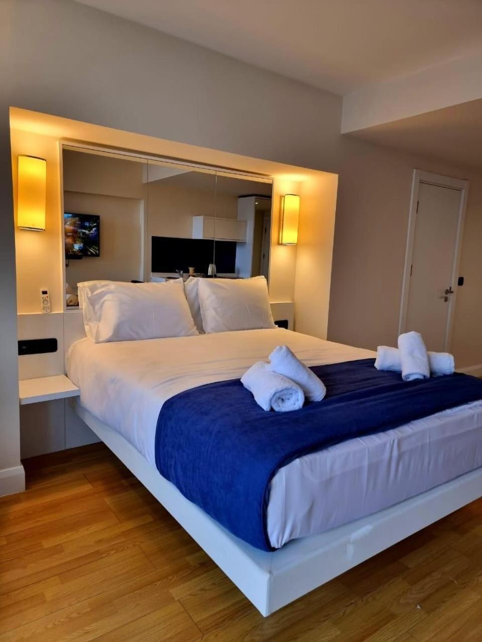 Orbi City Amazing Apartments Batumi Exterior photo