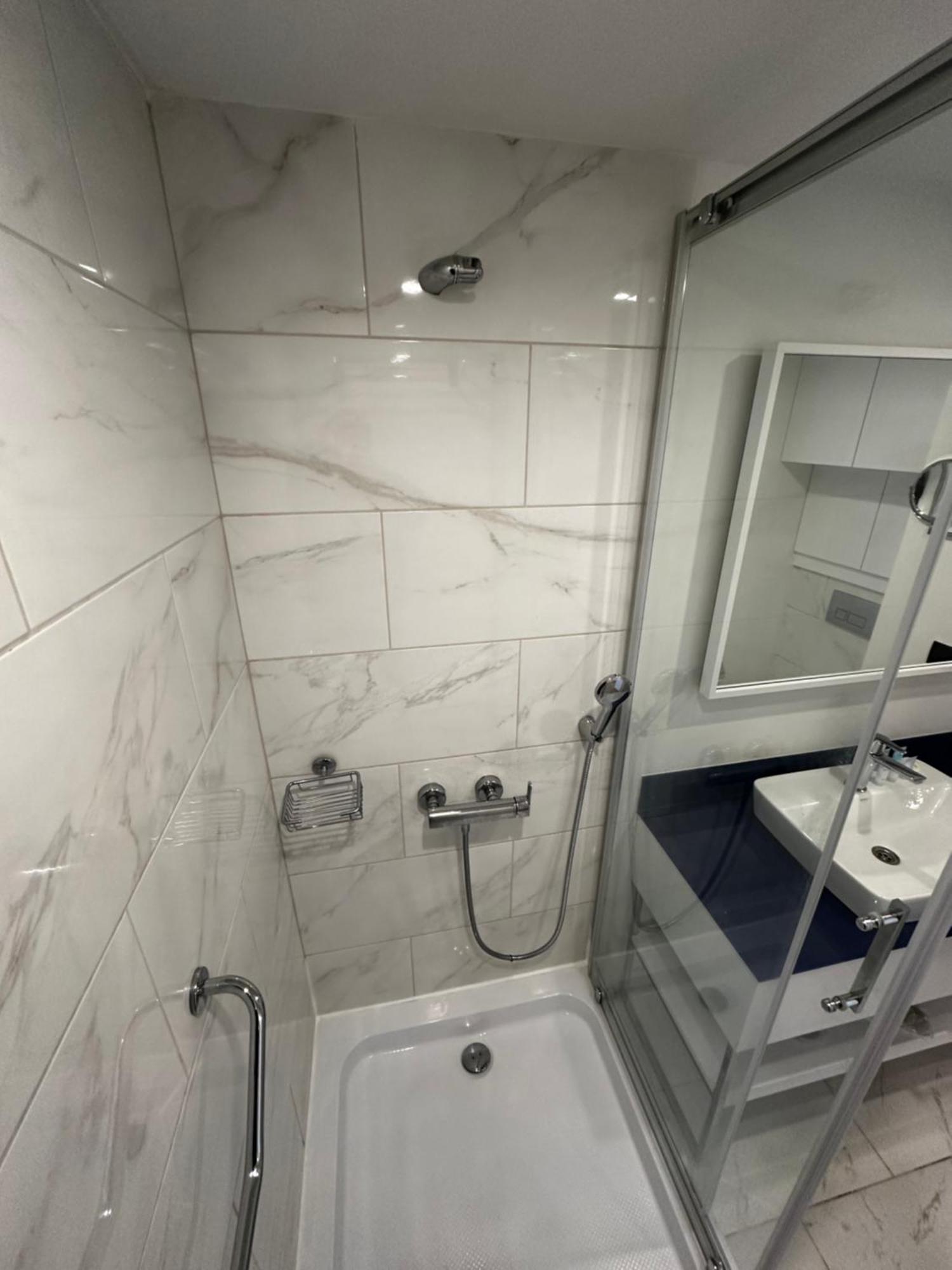 Orbi City Amazing Apartments Batumi Exterior photo